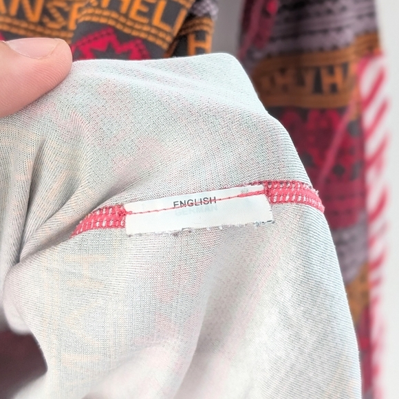 Helly Hansen Women's Holiday Patterned Long Sleeve Base Layer ~ Size Medium - Picture 8 of 9